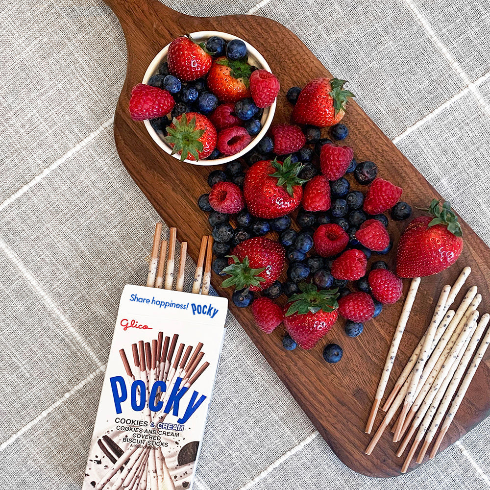 Pocky Cookies & Cream and Berries charcuterie board