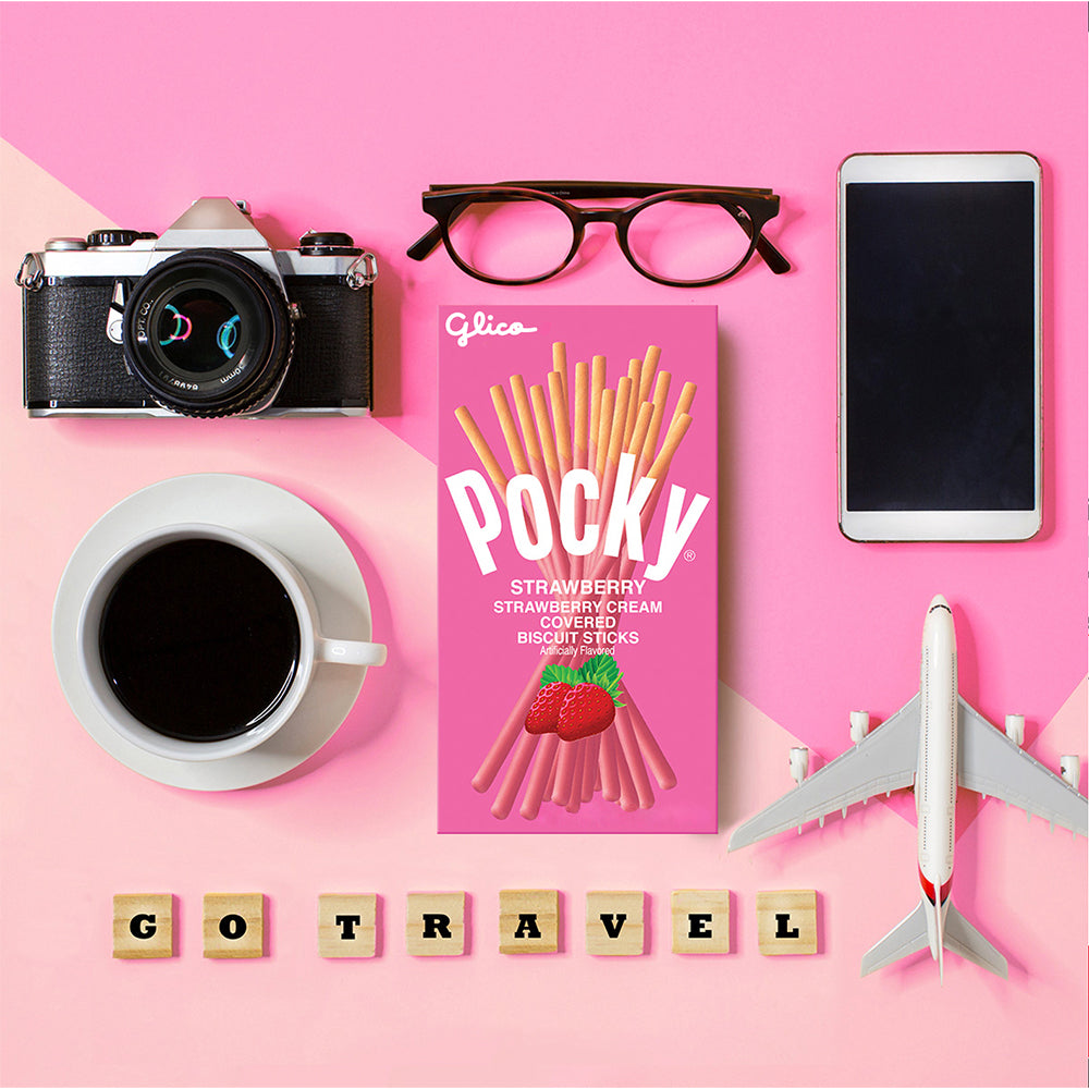 Pocky Strawberry - Go Travel